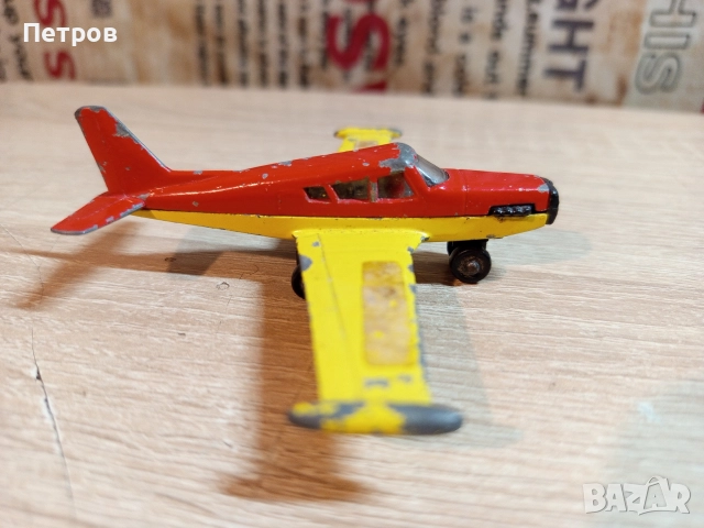 Старо самолетче.Piper Comanche.Machbox, снимка 2 - Колекции - 52880501