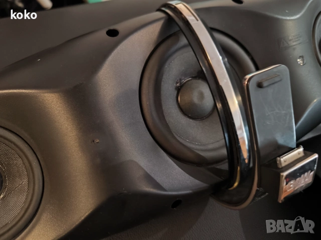 Тонколона Bowers & Wilkins Zeppelin Не работи , снимка 4 - Тонколони - 53439429