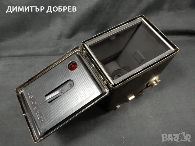 СТАР РЕТРО ФОТОАПАРАТ BOX CAMERA AGFA SYNCHRO GERMANY, снимка 5 - Антикварни и старинни предмети - 49985521