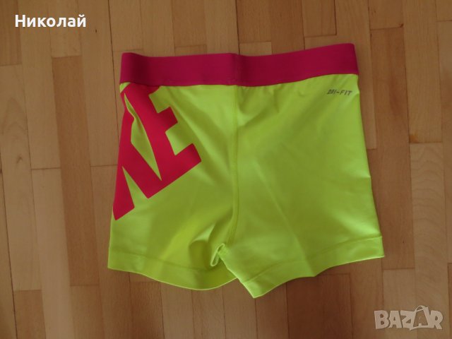 Nike Womens Pro Logo, снимка 4 - Клинове - 41849448