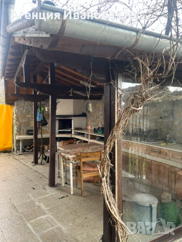 Две къщи в един парцел, снимка 4 - Къщи - 53826804