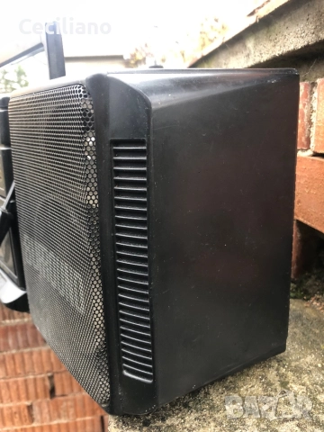 Радиокасетофон Sanyo , снимка 4 - Радиокасетофони, транзистори - 52380683