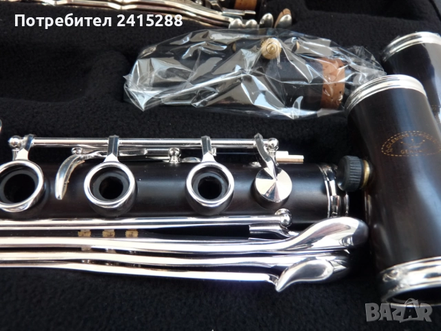 Продавам чисто нов Сол кларинет Бьом система дървен, снимка 2 - Духови инструменти - 52998978