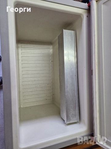 Хладилна ракла на 12v на 220v и гас, снимка 7 - Хладилни чанти - 52178902