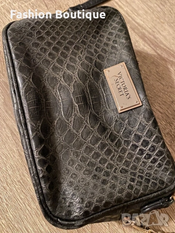 VS дамска чанта , снимка 2 - Чанти - 53866043