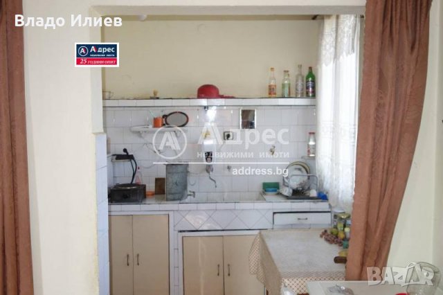 3 -етажна масивна/на плоча/ тухлена къща с двор в с. Гецово,общ .Разград без посредник  и комисиони, снимка 15 - Къщи - 29754638