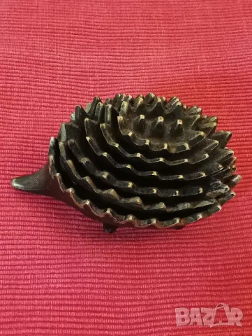 Стари дизайнерски пепелници, Таралежи в стил Валтер Босе. , снимка 2 - Колекции - 48599829