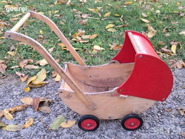 ретро дървена играчка детска количка