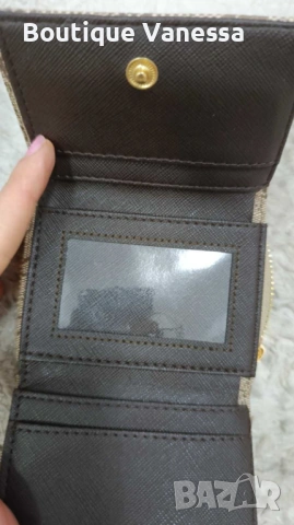 Дамско малко портмоне Guess , снимка 4 - Портфейли, портмонета - 53685924