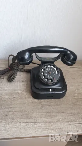 Ретро домашен телефон