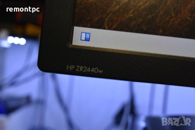 HP ZR2440w LED S-IPS монитор с HDMI и 4-портов USB хъб, снимка 2 - Монитори - 52722939