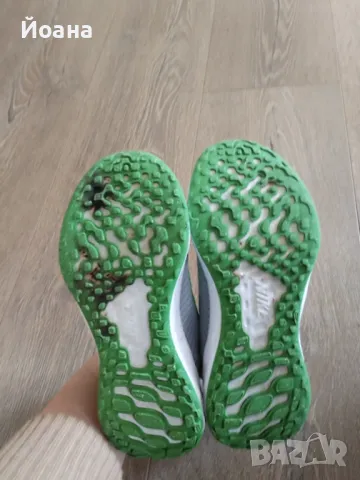 Детски маратонки Nike, снимка 5 - Детски маратонки - 50347058