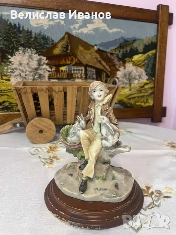 Стара антикварна фигурка Belcari , Capodimonte., снимка 1