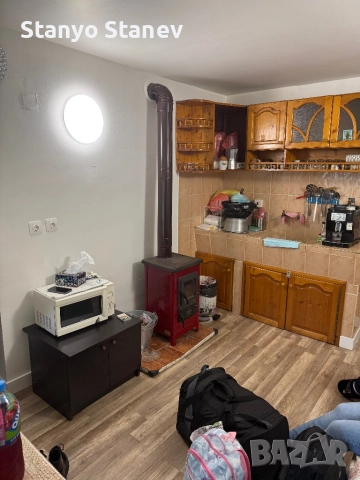 Продавам къща в село Брестовене, снимка 15 - Къщи - 52668731