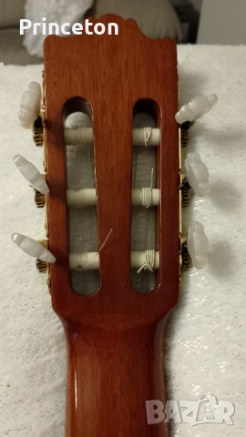 Продавам класическа китара 🎸🎸🎸 YAMAHA G240, снимка 14 - Китари - 51450288