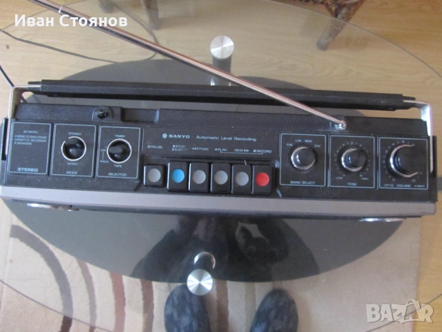 Продавам радио касетофон, снимка 7 - Радиокасетофони, транзистори - 53097470