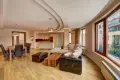 Продаваме Тристаен Апартамент в Гоце Делчев, снимка 1