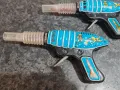 Стари ламаринена пистолети с ефект, снимка 1