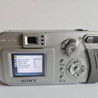 Sony DSC-P52-цифров-ретро, снимка 2 - Фотоапарати - 40888496