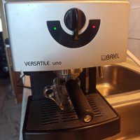Кафемашина Бриел Версатиле уно с ръкохватка с крема диск, работи отлично и прави хубаво кафе , снимка 5 - Кафемашини - 40797175