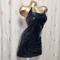 L Черна рокля от лак / винил / с ръкавици , снимка 7 - Рокли - 44488149