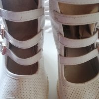 Бели сандали на платформа , снимка 2 - Сандали - 41654905