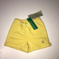 Къси панталони Benetton 68см, снимка 1 - Панталони и долнища за бебе - 39176105