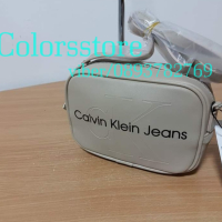 Чанта Calvin Klein код SG 656, снимка 1 - Чанти - 30967242