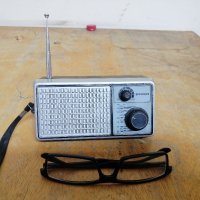 AM / FM радио SIEMENS , снимка 1 - Радиокасетофони, транзистори - 44248209