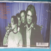 Super Deluxe – 1995- Famous (Alternative Rock,Grunge), снимка 5 - CD дискове - 44766242