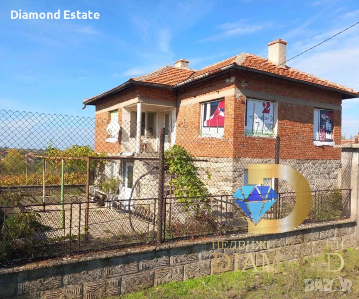 Двуетажна къща в село Хлябово, общ. Тополовград, снимка 1