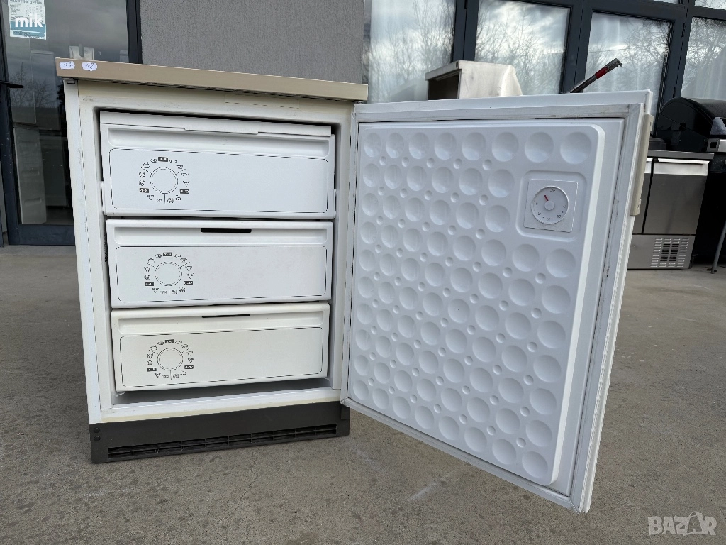 Малък фризер Сименс 3+1 чекмеджета , снимка 1