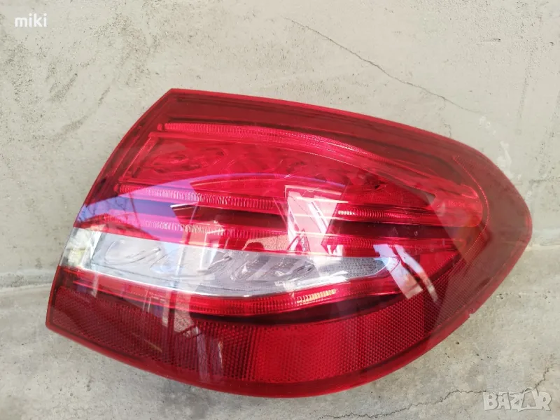 Десен външен стоп за Mercedes Benz C class T-model (S205) 2018г., снимка 1