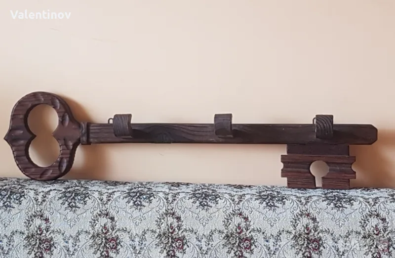 Старинна дървена закачалка , снимка 1