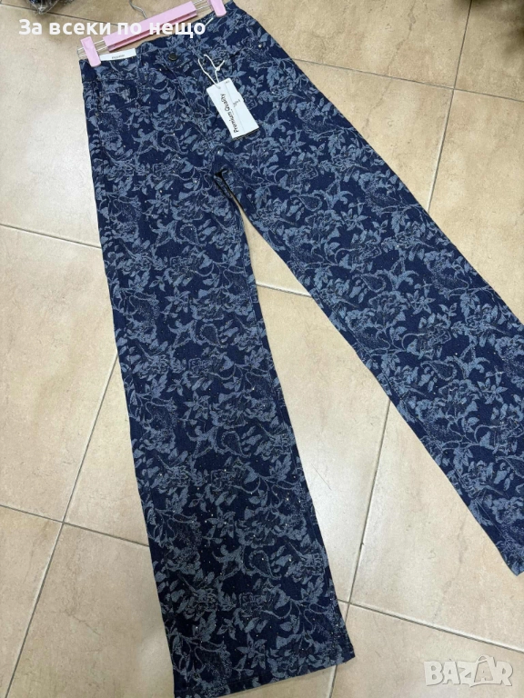 Дамски Дънки С Камъчета Код EN14, снимка 1