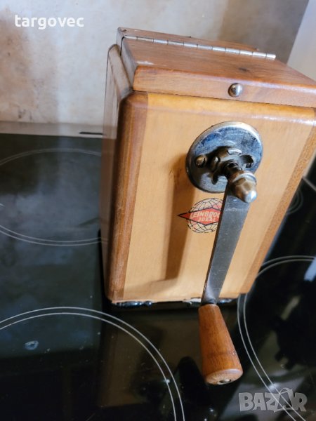 Старинна мелничка за кафе, снимка 1