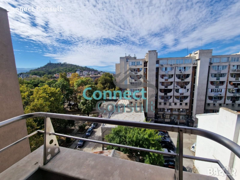 🏙️ Двустаен апартамент с прекрасна гледка към Бунарджика Център, Пловдив!, снимка 1
