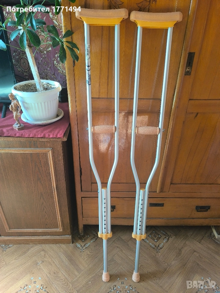 Патерици(използвани 3 пъти), снимка 1