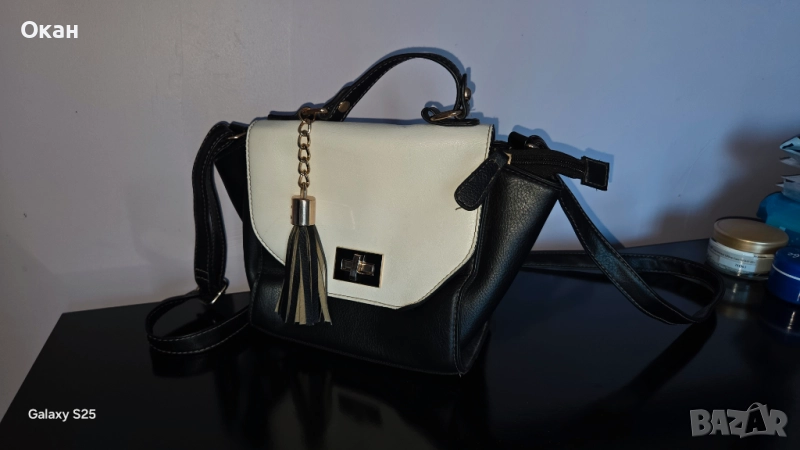 2 дамски кожени чанти, снимка 1