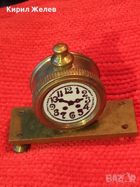 СТИЛНА МЕСИНГОВА СТАТУЕТКА МИНИАТЮРА на НАСТОЛЕН КАМИНЕН РЕТРО ЧАСОВНИК За КОЛЕКЦИЯ ДЕКОРАЦИЯ 32096, снимка 1