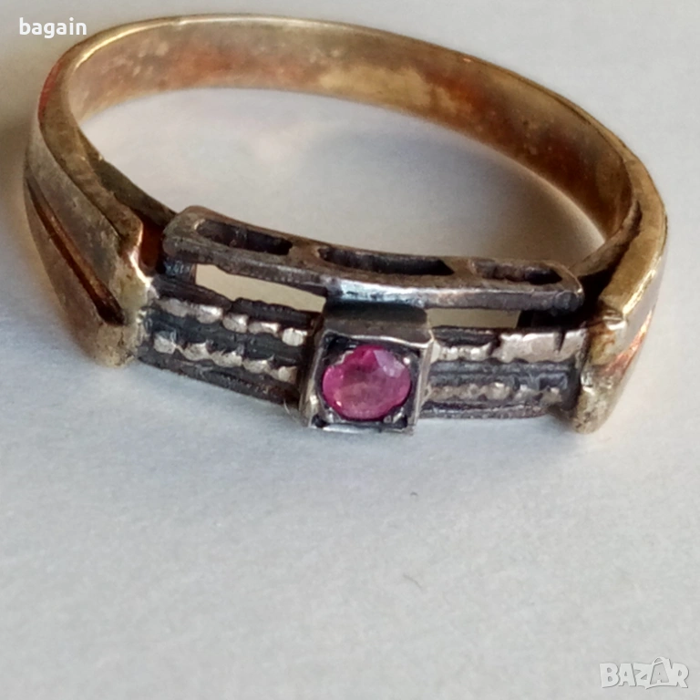 Сребърен пръстен с рубин и позлата., снимка 1