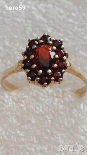 Дамски позлатен пръстен с гранати, материал сребро 925., снимка 1