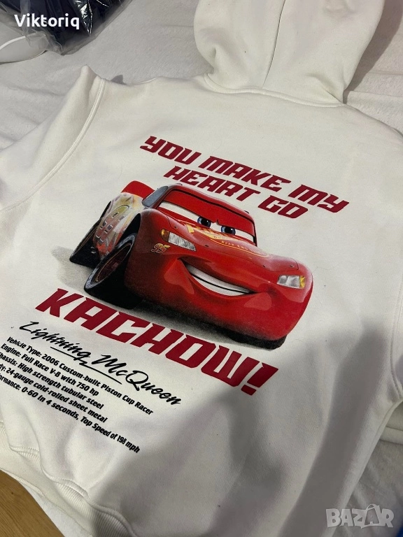 Дамски бял суичер, снимка 1