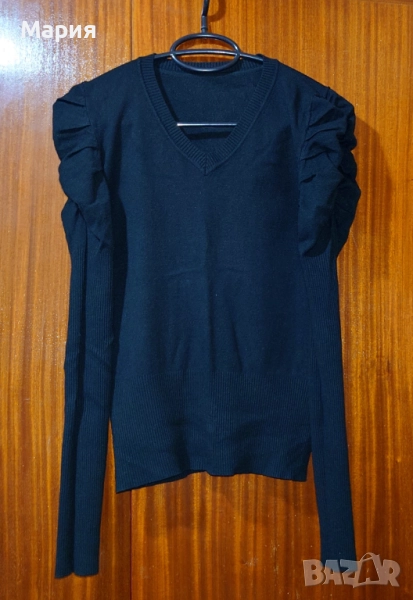 Пуловер с V-образно деколте и набор , снимка 1