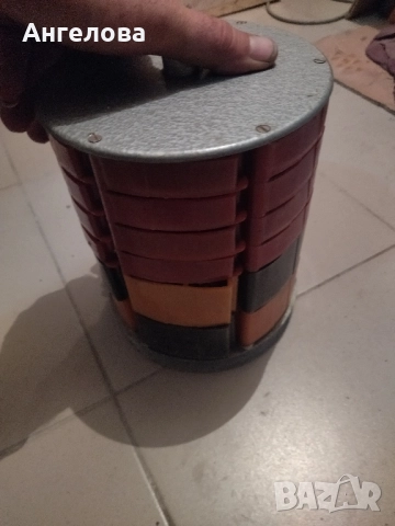 Въртяща стойка за болчета и гайки, снимка 3 - Други стоки за дома - 52558479