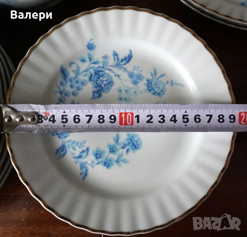 Сервиз за хранене-порцелан със златен кант, български-26 части, снимка 10 - Сервизи - 52910608