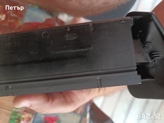 Продавам пепелник за автомобил-Форд Фокус, снимка 3 - Части - 51549818