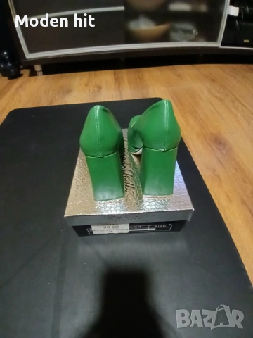 Нови елегантни дамски обувки в зелено /дебел ток и платформа/, снимка 6 - Дамски обувки на ток - 53673474