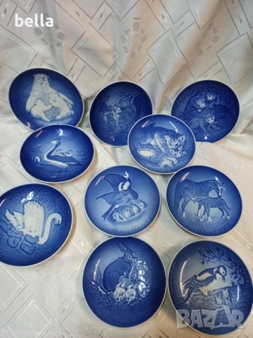 Порцеланова серия антикварни малки чинии за стена от серия Денят на майката - животни от 1970-1981 г