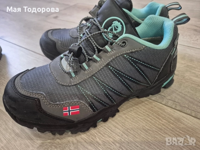 зимни боти за момче 37 номер+ подарък , снимка 3 - Детски боти и ботуши - 52422377